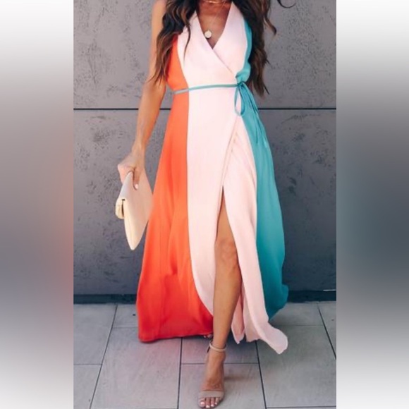 Vici Colorblock Maxi Dress - Picture 2 of 7